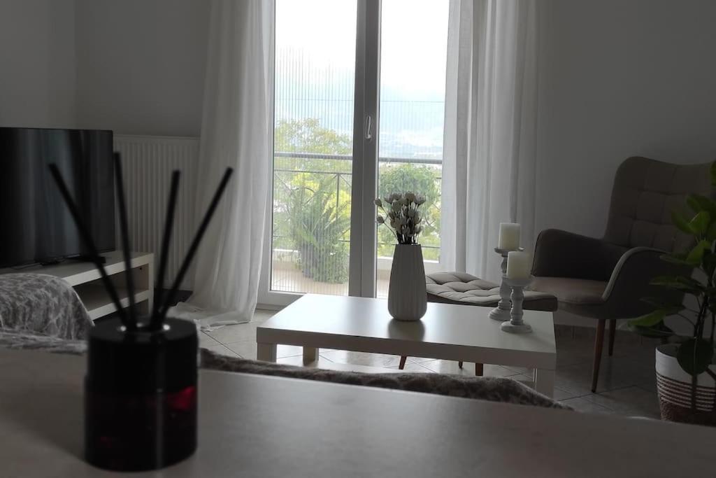 Διαμέρισμα Ιδανικό Για Εξορμήσεις Apartment Eleousa Ngoại thất bức ảnh