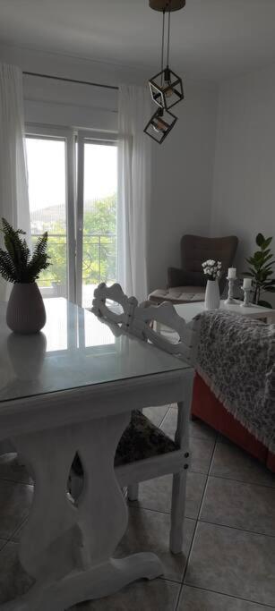 Διαμέρισμα Ιδανικό Για Εξορμήσεις Apartment Eleousa Ngoại thất bức ảnh